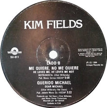 Laden Sie das Bild in den Galerie-Viewer, Kim Fields : He Loves Me, He Loves Me Not = Me Quiere, No Me Quiere (12")