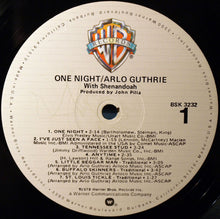 Laden Sie das Bild in den Galerie-Viewer, Arlo Guthrie With Shenandoah (2) : One Night (LP, Album, Los)
