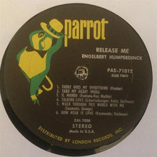 Laden Sie das Bild in den Galerie-Viewer, Engelbert Humperdinck : Release Me (LP, Album)