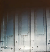 Laden Sie das Bild in den Galerie-Viewer, U2 : Songs Of Experience (2xLP, Album, Cya)