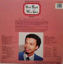 Charger l'image dans la galerie, Wendell Rhodes Presents Grand Rapids Mass Choir : We Are On Our Way Up (LP, Album)