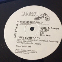 Laden Sie das Bild in den Galerie-Viewer, Rick Springfield : Love Somebody (12", Whi)