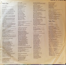 Laden Sie das Bild in den Galerie-Viewer, Judy Collins : So Early In The Spring, The First 15 Years (2xLP, Comp, CSM)