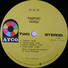 Laden Sie das Bild in den Galerie-Viewer, Passport (2) : Iguaçu (LP, Album, RI )