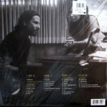 Laden Sie das Bild in den Galerie-Viewer, Lady Gaga, Bradley Cooper : A Star Is Born Soundtrack (2xLP, Album)