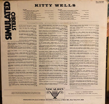 Laden Sie das Bild in den Galerie-Viewer, Kitty Wells : Kitty Wells (LP)