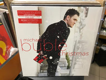 Laden Sie das Bild in den Galerie-Viewer, Michael Bublé : Christmas (LP, Album, RE, Red)