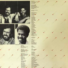 Laden Sie das Bild in den Galerie-Viewer, Bob James & Earl Klugh : One On One (LP, Album, Ter)