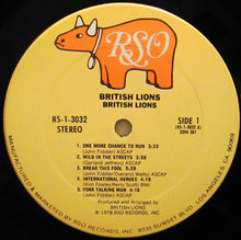 Laden Sie das Bild in den Galerie-Viewer, British Lions : British Lions (LP, Album, Pit)