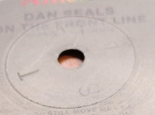 Charger l'image dans la galerie, Dan Seals : On The Frontline (LP)