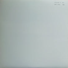 Laden Sie das Bild in den Galerie-Viewer, Creedence Clearwater Revival : Creedence Clearwater Revival (LP, Album, RE, RM, 180)