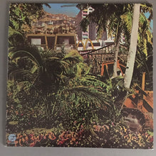 Laden Sie das Bild in den Galerie-Viewer, Country Joe McDonald : Paradise With An Ocean View (LP, Album, Ter)