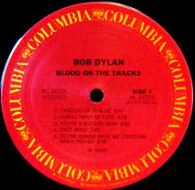 Laden Sie das Bild in den Galerie-Viewer, Bob Dylan : Blood on the Tracks (LP, Album, Mur)