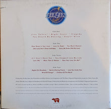Laden Sie das Bild in den Galerie-Viewer, Bee Gees : Bee Gees Greatest (2xLP, Comp, Tri)