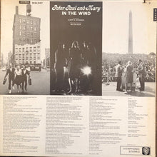 Laden Sie das Bild in den Galerie-Viewer, Peter, Paul And Mary* : In The Wind (LP, Album, RE, Win)