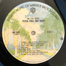 Laden Sie das Bild in den Galerie-Viewer, Peter, Paul And Mary* : In The Wind (LP, Album, RE, Win)