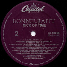 Laden Sie das Bild in den Galerie-Viewer, Bonnie Raitt : Nick Of Time (LP, Album, Spe)