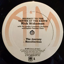 Laden Sie das Bild in den Galerie-Viewer, Rick Wakeman : Journey To The Centre Of The Earth (LP, Album, Ter)