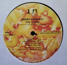 Laden Sie das Bild in den Galerie-Viewer, Gerry Rafferty : City To City (LP, Album)