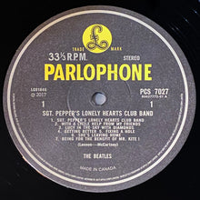 Load image into Gallery viewer, The Beatles : Sgt. Pepper's Lonely Hearts Club Band (LP, Album, RE, RM, ½ S)