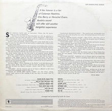 Charger l'image dans la galerie, Sil Austin : Plays Pretty Melodies Of The World (LP, Album)