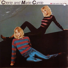 Laden Sie das Bild in den Galerie-Viewer, Cherie And Marie Currie* : Messin' With The Boys (LP, Album, Los)