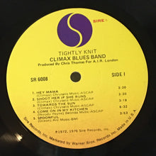 Laden Sie das Bild in den Galerie-Viewer, Climax Blues Band : Tightly Knit (LP, Album, RE)