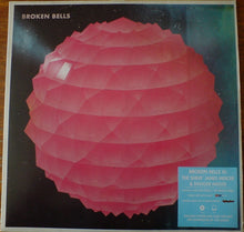 Laden Sie das Bild in den Galerie-Viewer, Broken Bells (2) : Broken Bells (LP, Album)