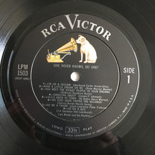 Laden Sie das Bild in den Galerie-Viewer, Fats Waller & His Rhythm : One Never Knows, Do One? (LP, Comp, Mono)