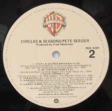 Charger l'image dans la galerie, Pete Seeger : Circles & Seasons (LP)