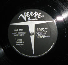 Laden Sie das Bild in den Galerie-Viewer, Kenny Burrell / Jimmy Smith : Blue Bash! (LP, Album)