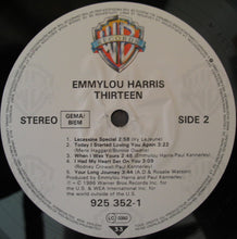 Laden Sie das Bild in den Galerie-Viewer, Emmylou Harris : Thirteen (LP, Album)