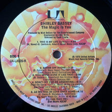 Laden Sie das Bild in den Galerie-Viewer, Shirley Bassey : The Magic Is You (LP, Album)