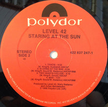 Laden Sie das Bild in den Galerie-Viewer, Level 42 : Staring At The Sun (LP, Album, Spe)