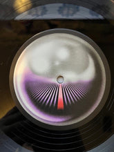 Laden Sie das Bild in den Galerie-Viewer, Tame Impala : Currents (2xLP, Album)