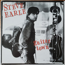 Laden Sie das Bild in den Galerie-Viewer, Steve Earle : Guitar Town (LP, Album, RE, 180)