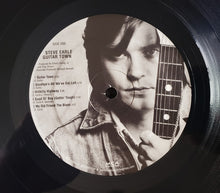 Laden Sie das Bild in den Galerie-Viewer, Steve Earle : Guitar Town (LP, Album, RE, 180)