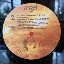 Charger l'image dans la galerie, Bach* - Barenboim* / Perlman* / Zukerman* / English Chamber Orchestra : Double Concerto In D Minor / Concerto No.2 In E / Concerto In G Minor (LP, Album, RE)