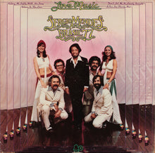 Laden Sie das Bild in den Galerie-Viewer, Sergio Mendes And Brasil '77* : Love Music (LP, Album)