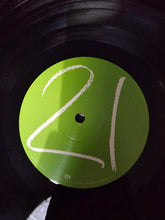 Laden Sie das Bild in den Galerie-Viewer, Adele (3) : 21 (LP, Album, RE)