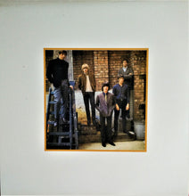 Laden Sie das Bild in den Galerie-Viewer, The Yardbirds : The Best Of The Yardbirds (2xLP, Comp, Tri)