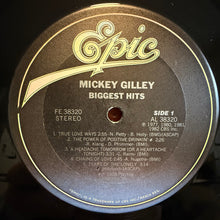 Laden Sie das Bild in den Galerie-Viewer, Mickey Gilley : Biggest Hits (LP, Comp, Ter)