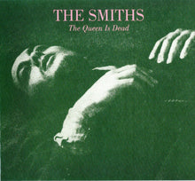 Laden Sie das Bild in den Galerie-Viewer, The Smiths : The Queen Is Dead (CD, Album, RE, RM)