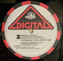Charger l'image dans la galerie, Vladimir Ashkenazy • Itzhak Perlman • Lynn Harrell, Beethoven* : "Archduke" Trio & Trio No. 7 In B Flat (1812) (LP, Album)