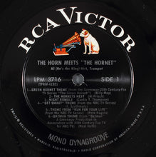 Laden Sie das Bild in den Galerie-Viewer, Al (He's The King) Hirt* : The Horn Meets "The Hornet" (LP, Album, Mono, Roc)