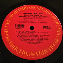 Load image into Gallery viewer, Johnny Mathis : Johnny Mathis Sings The Music Of Bacharach & Kaempfert (2xLP, Comp, Gat)
