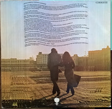 Laden Sie das Bild in den Galerie-Viewer, Yoko Ono With The Plastic Ono Band And Elephants Memory : Approximately Infinite Universe (2xLP, Album)