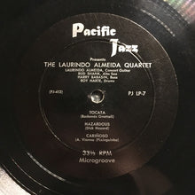 Laden Sie das Bild in den Galerie-Viewer, Laurindo Almeida Quartet Featuring Bud Shank : Laurindo Almeida Quartet Featuring Bud Shank (10", Mono)
