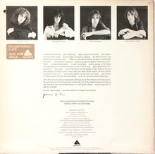 Laden Sie das Bild in den Galerie-Viewer, Patti Smith : Horses (LP, Album, Promo, Pet)