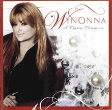 Charger l'image dans la galerie, Wynonna : A Classic Christmas (CD, Album)